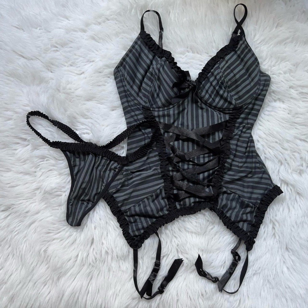 Morbid Threads Striped corset Bustier set